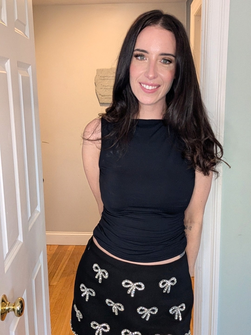 En Saison Black Mini Skirt with Crystal Bow Embellishments - Picture 5 of 5
